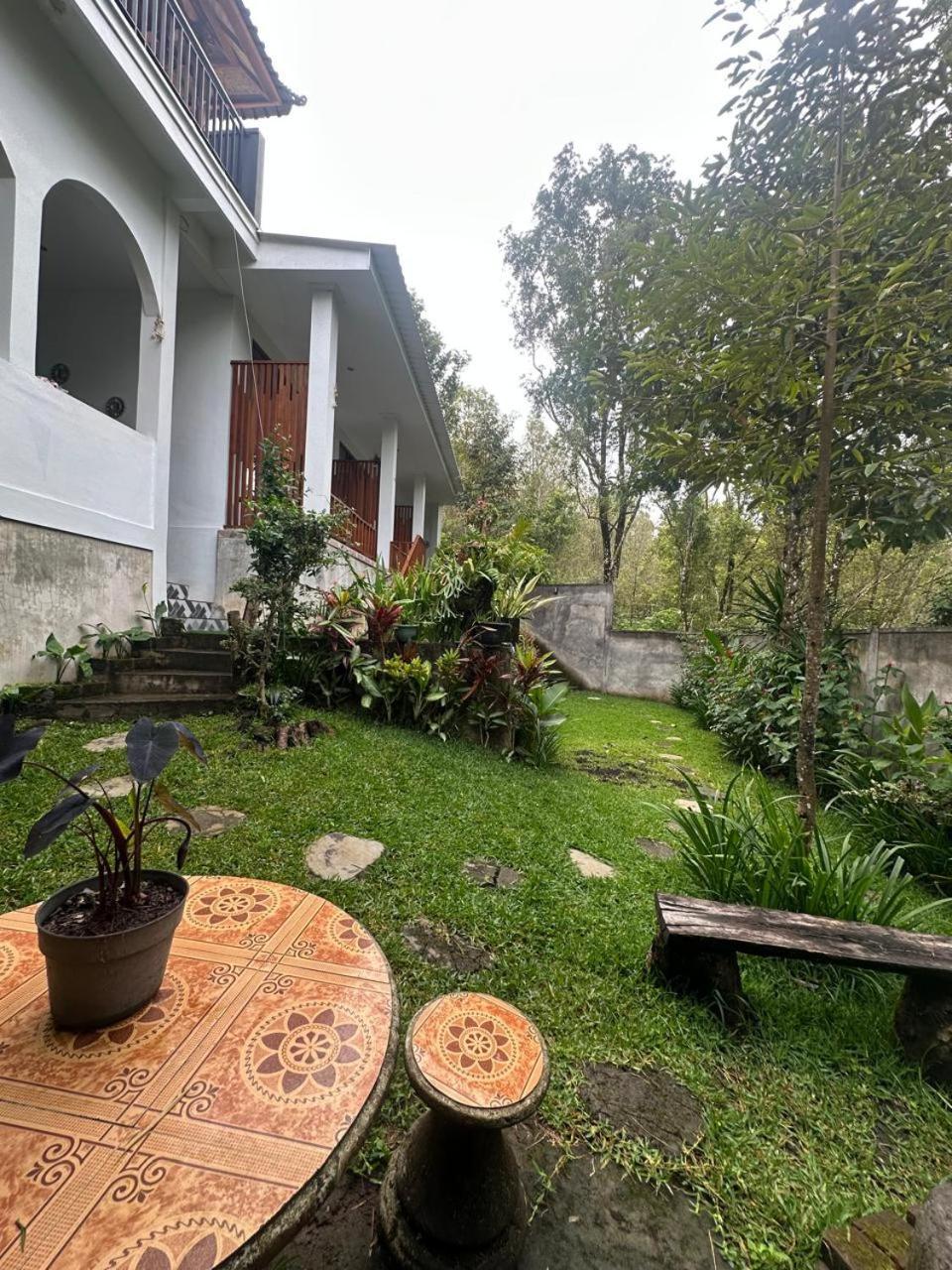 Umah Yugadi Bali Apartman Munduk Kültér fotó