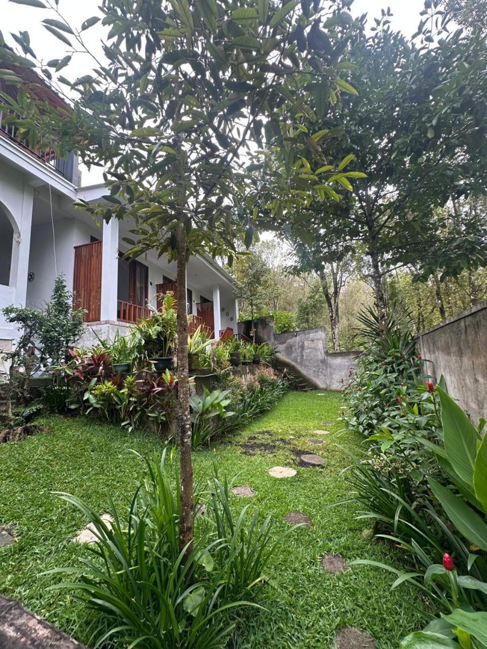 Umah Yugadi Bali Apartman Munduk Szoba fotó